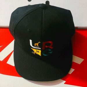 Like new lrg hat